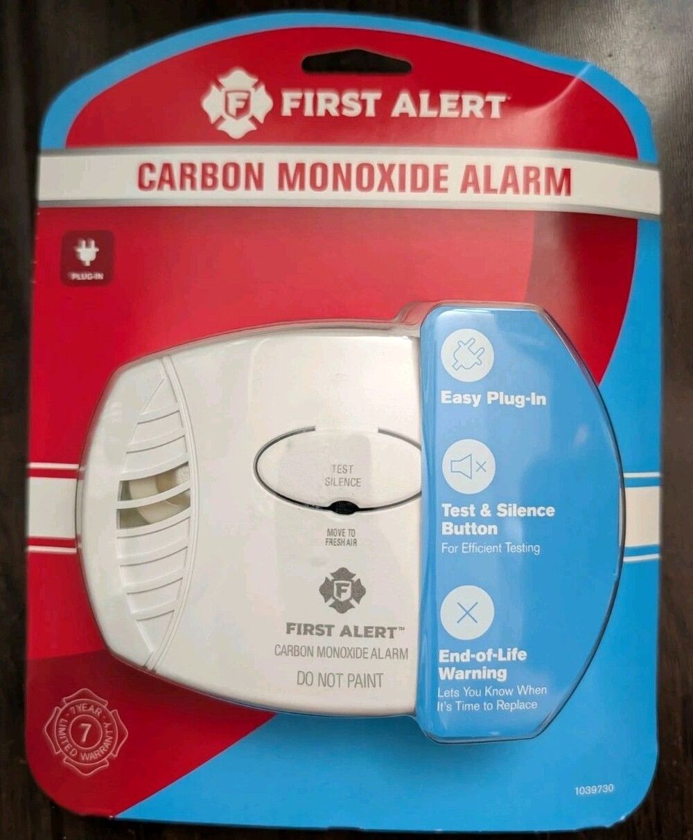 First Alert 1039718 Carbon Monoxide Detector Alarm White 9V Battery
